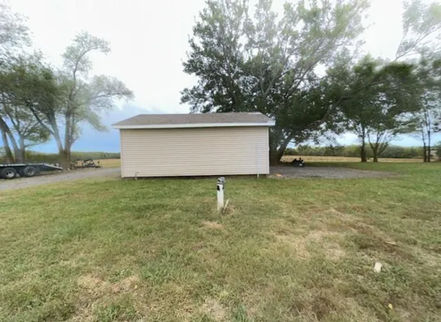 $199,000 | 13635 Hollingsworth Road, Kansas City, KS 66109