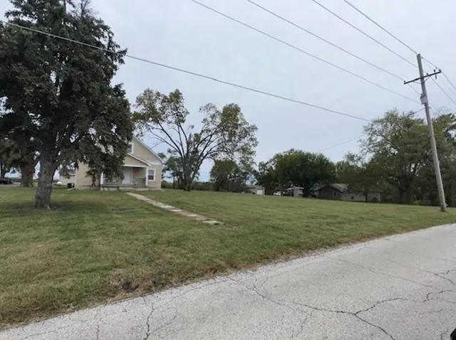 $199,000 | 13635 Hollingsworth Road, Kansas City, KS 66109