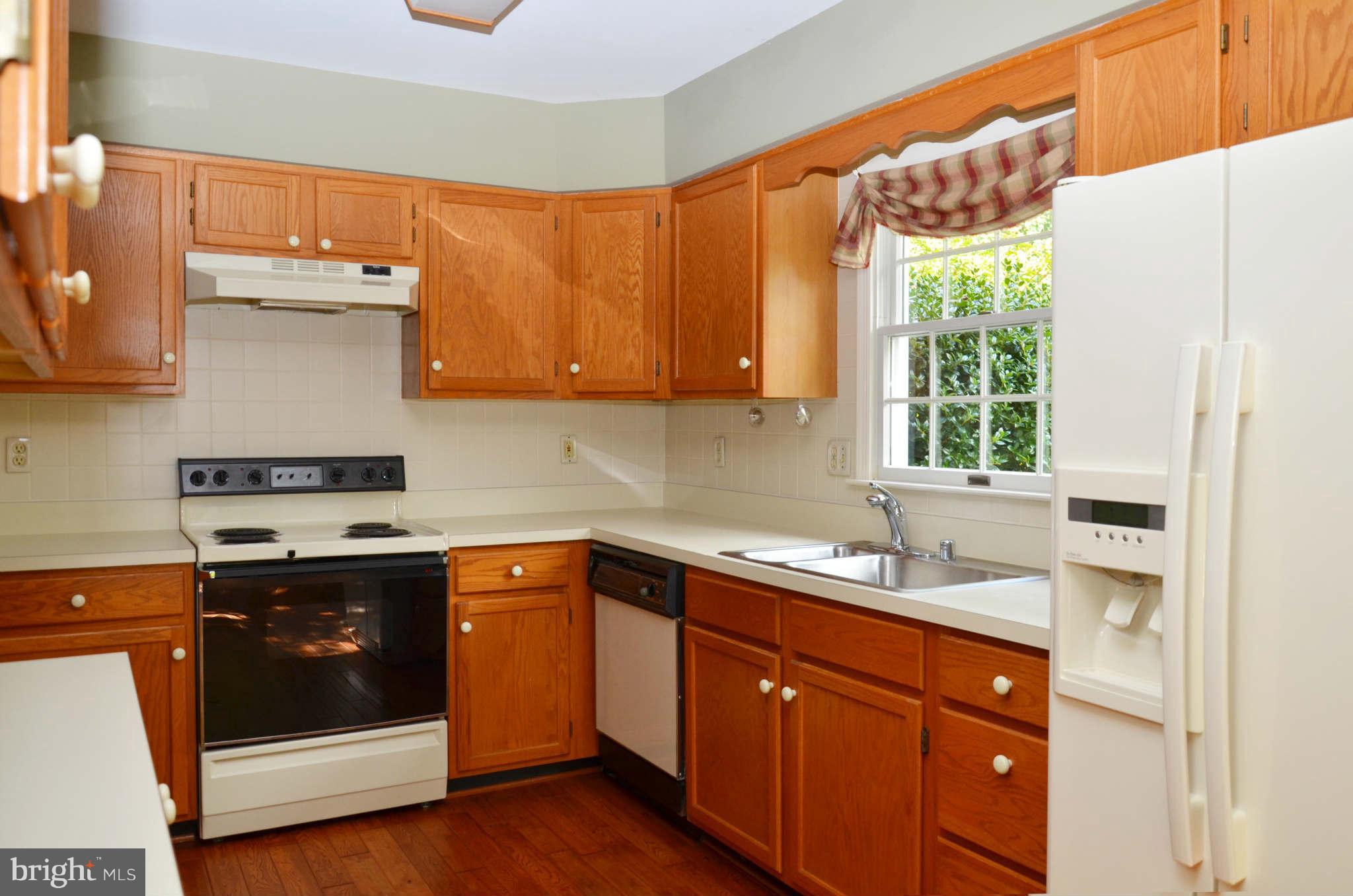 2500 Bollard Road Annapolis, MD 21401 - Photo 11 of 30 Kitchen