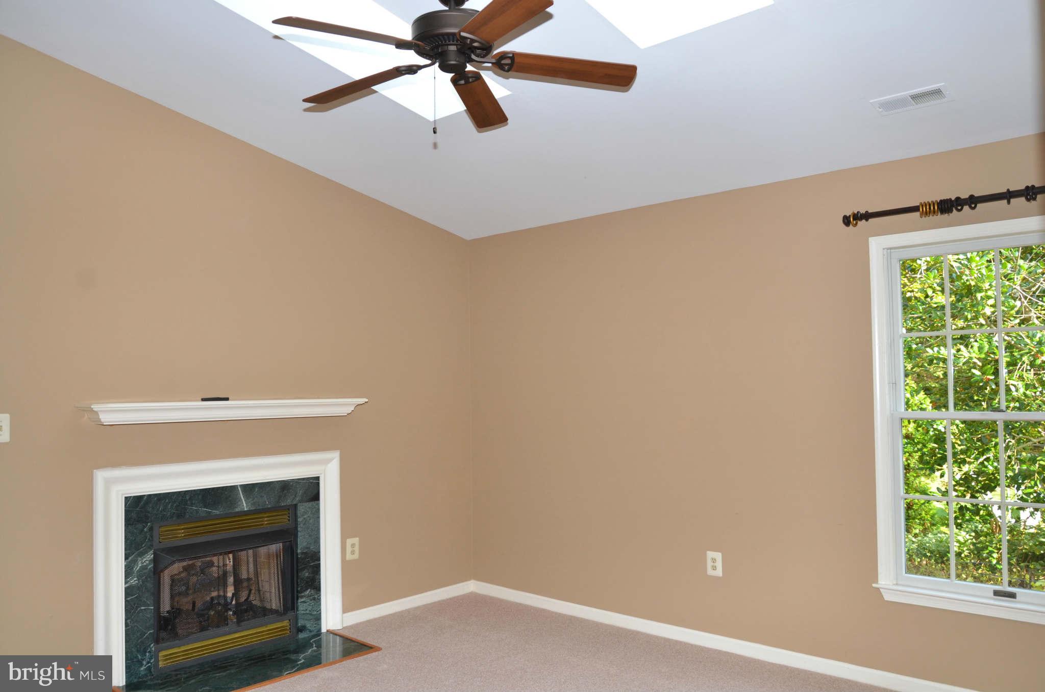 2500 Bollard Road Annapolis, MD 21401 - Photo 8 of 30 Family Room