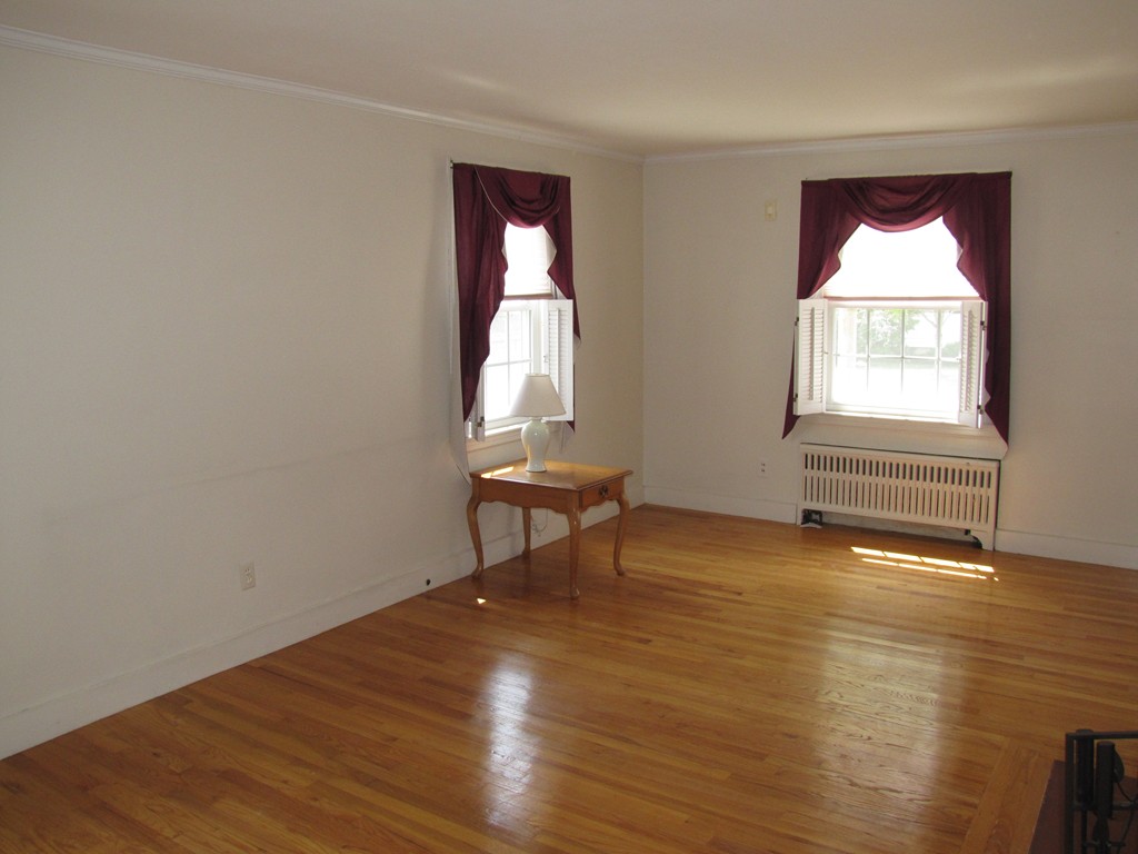 96 Alton Road Quincy, MA 02169 - Photo 8 of 30 Gallery Image 8