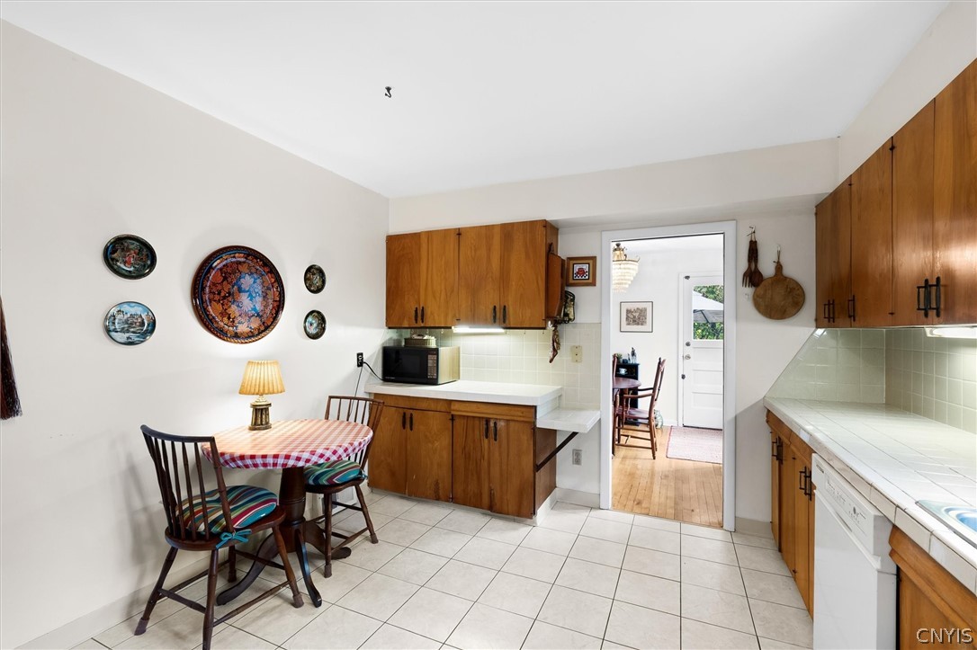 302 Erregger Road DeWitt, NY 13224 - Photo 13 of 50 Gallery Image 13