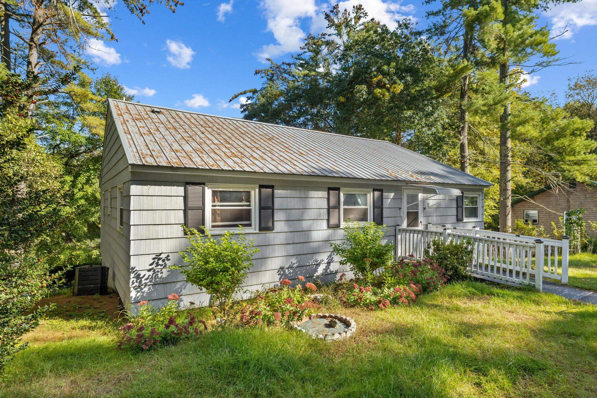 9 Fort Hill Road Nottingham, NH 03290 - Photo 2 of 36