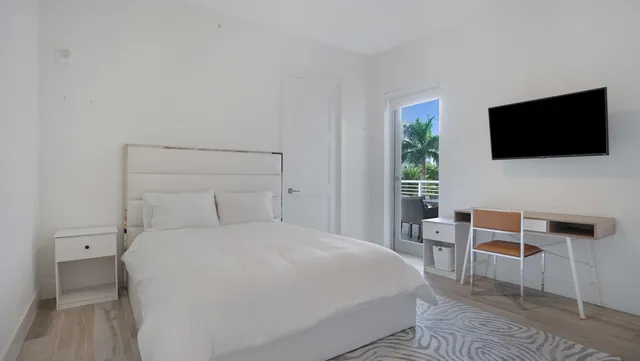 $14,500 | 155 East Boca Raton Road, Unit 301, Boca Raton, FL 33432