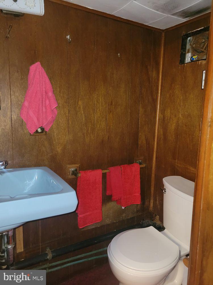 1636 Forrestal Street Philadelphia, PA 19145 - Photo 8 of 18