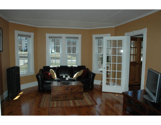 57 Littleton Road Chelmsford, MA 01824 - Photo 7 of 19 Gallery Image 7