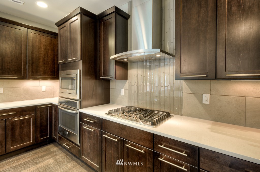 112 169th Street Southwest, Unit 26 Bothell, WA 98012 - Photo 9 of 25