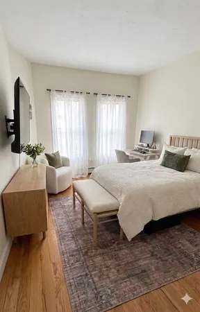 $3,510 | 58 Medford Street, Unit 1, Somerville, MA 02143