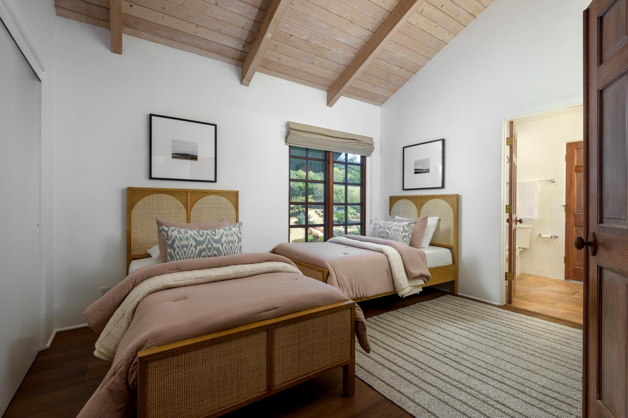 1845 Eucalyptus Hill Road Santa Barbara, CA 93108 - Photo 15 of 32 13 1845Eucalyptus0015-Edit