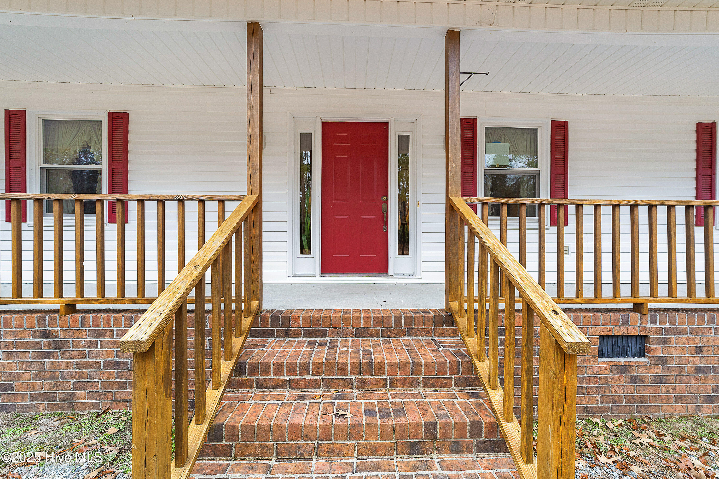 610 State Camp Road Vanceboro, NC 28586 - Photo 16 of 37 Front