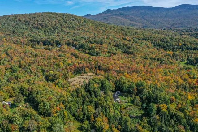 $450,000 | 334 Ruby Raymond Road, Waterbury, VT 05677