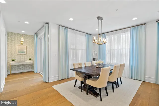 $1,250,000 | 42104 Creighton Road, Ashburn, VA 20148