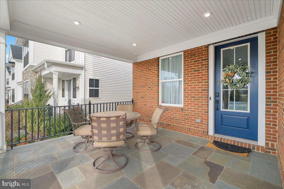 42104 Creighton Road Ashburn, VA 20148 - Photo 4 of 75