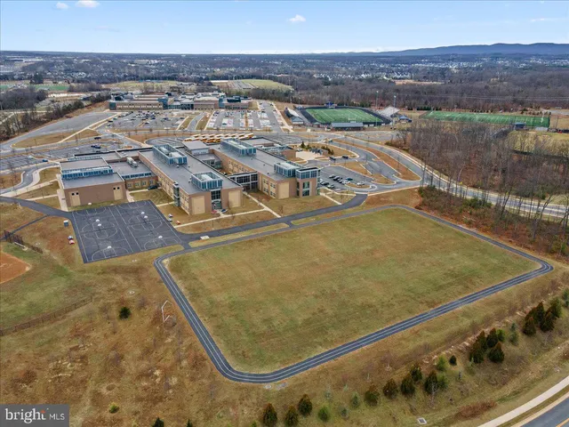 $1,250,000 | 42104 Creighton Road, Ashburn, VA 20148