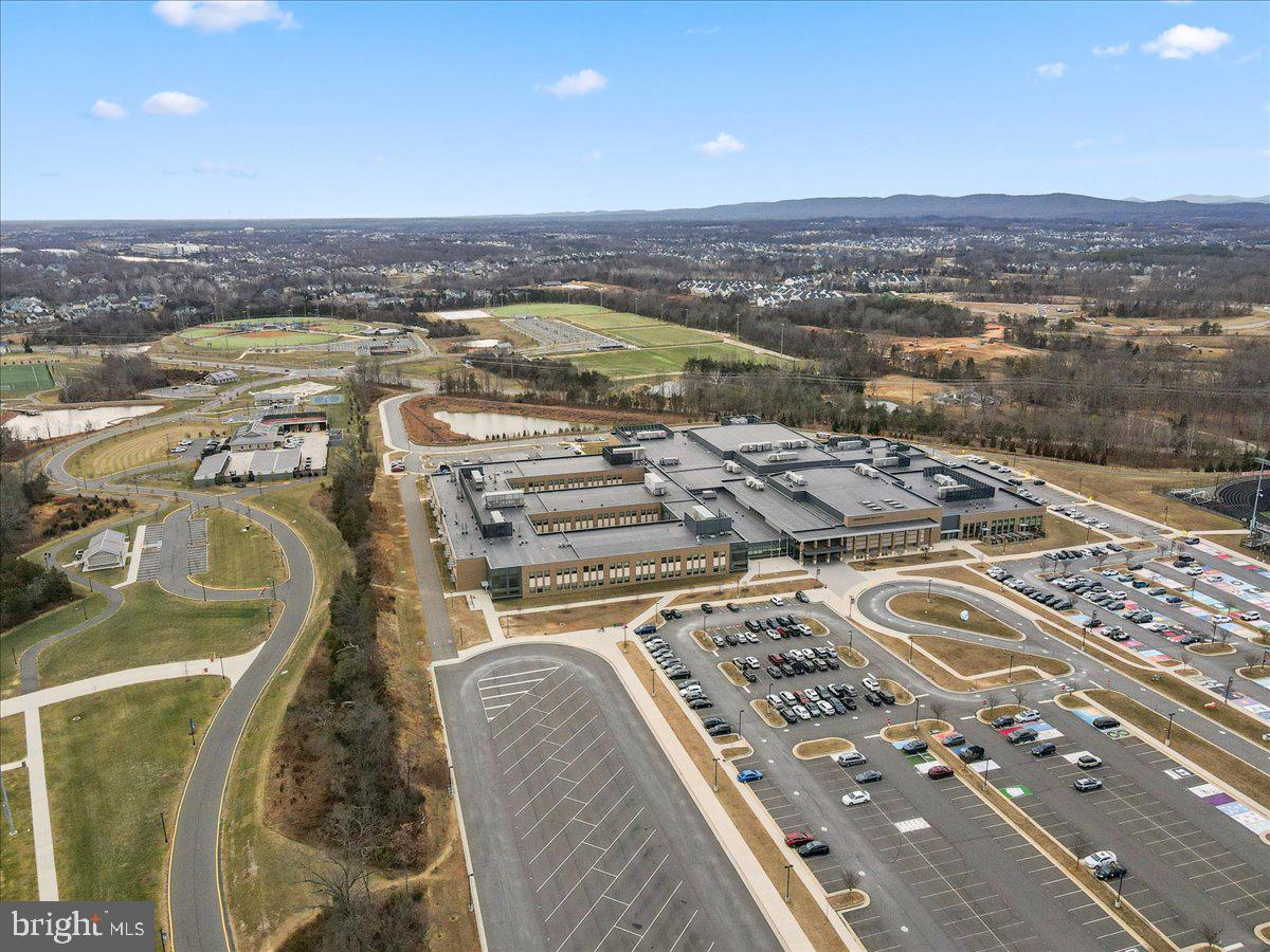 42104 Creighton Road Ashburn, VA 20148 - Photo 69 of 75