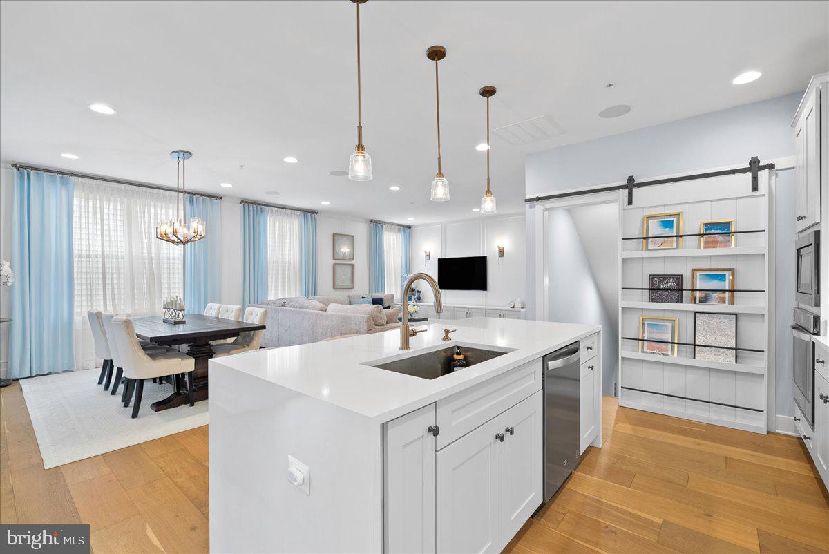 42104 Creighton Road Ashburn, VA 20148 - Photo 7 of 75