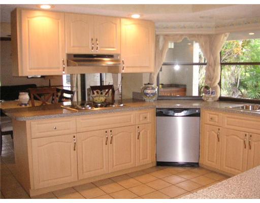 2852 Banyan Blvd Circle Northwest Boca Raton, FL 33431 - Photo 3 of 15 Additional Photo