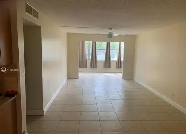 $2,100 | 6600 Cypress Road, Unit 304, Plantation, FL 33317