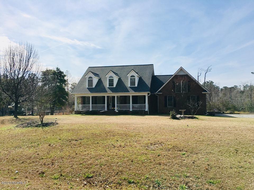 613 Hughes Road Hampstead, NC 28443 - Photo 6 of 8 jamesfront2