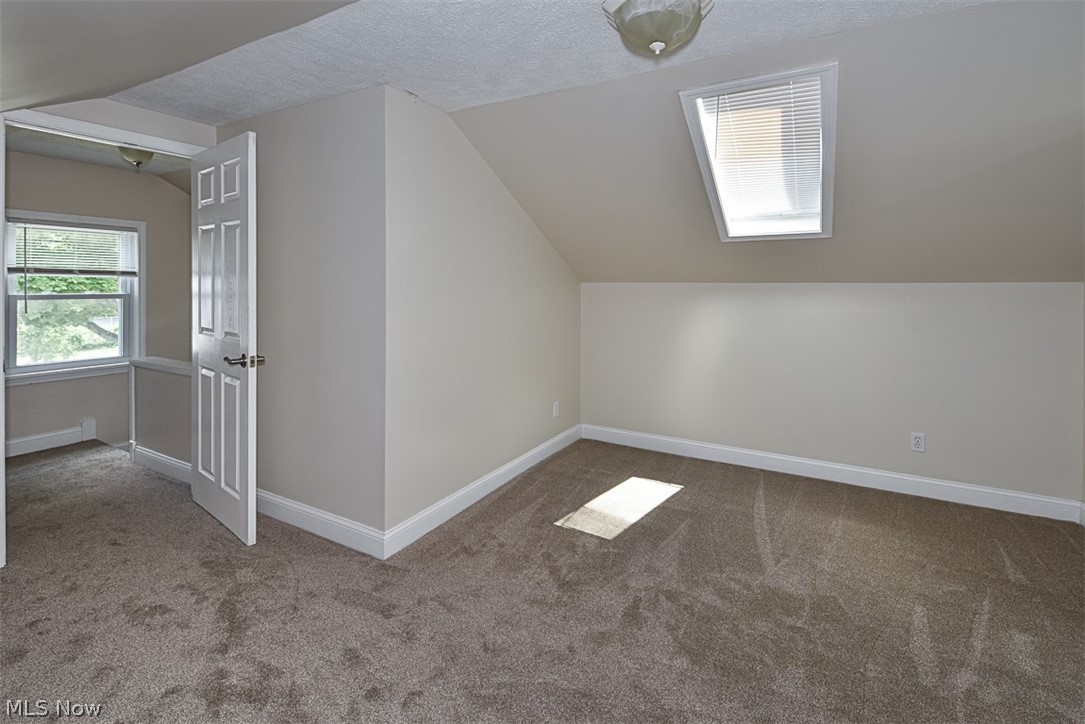 1651 Lyndhurst Road Lyndhurst, OH 44124 - Photo 29 of 34