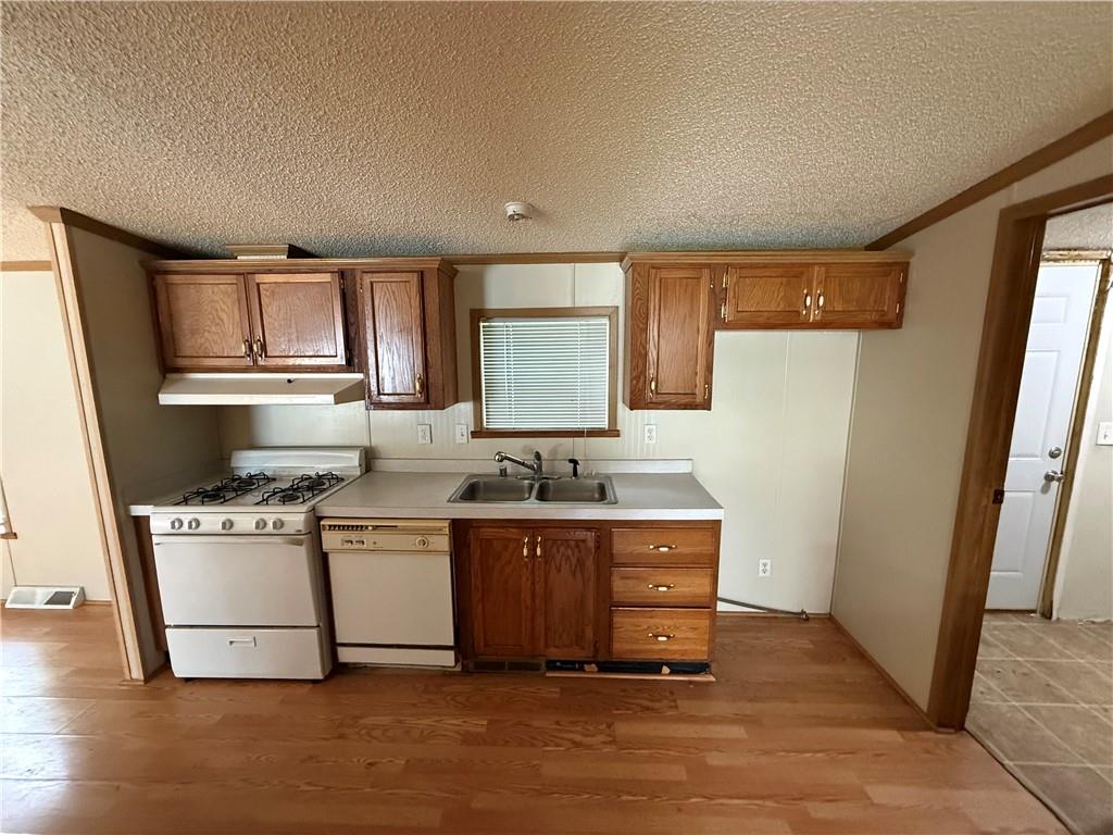 18505 East Truman Road Independence, MO 64057 - Photo 11 of 25