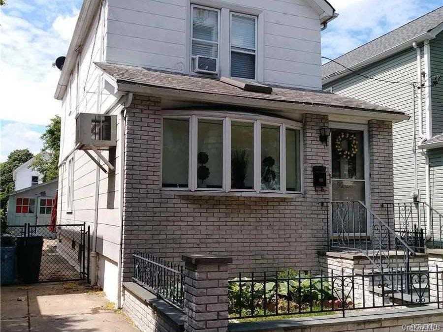 92-28 Silver Road Queens, NY 11417 - Photo 1 of 1 Gallery Image 1