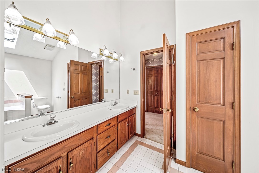 6325 Coldstream Road Cleveland, OH 44143 - Photo 13 of 20 Gallery Image 13