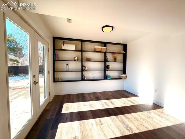 $379,900 | 12 Briargate Terrace, Pueblo, CO 81001