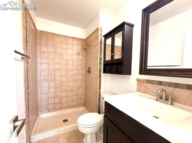 $379,900 | 12 Briargate Terrace, Pueblo, CO 81001