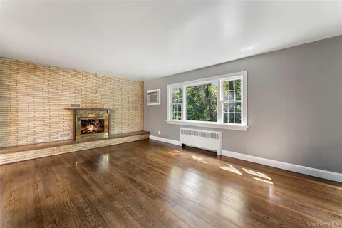 $649,000 | 16 Bryn Mawr Parkway, Bronxville, NY 10708