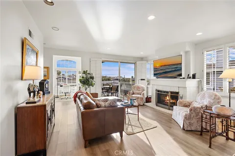 $2,800,000 | 3731 Daffodil Avenue, Unit 96, Corona del Mar, CA 92625