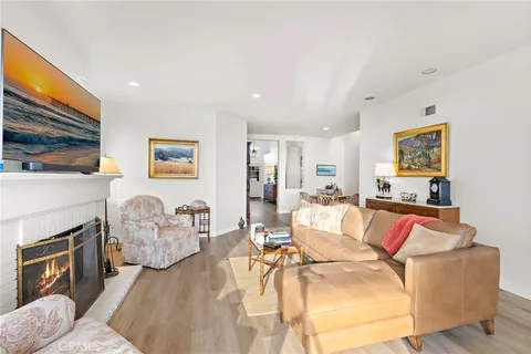 $2,800,000 | 3731 Daffodil Avenue, Unit 96, Corona del Mar, CA 92625