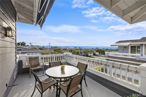 $2,800,000 | 3731 Daffodil Avenue, Unit 96, Corona del Mar, CA 92625