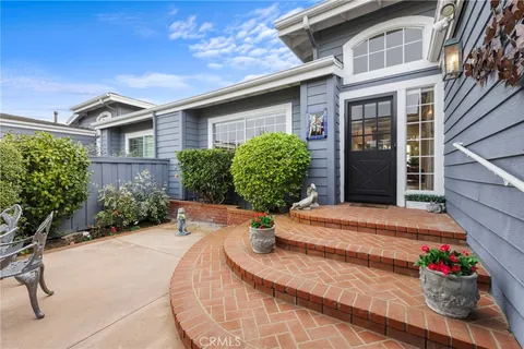 $2,800,000 | 3731 Daffodil Avenue, Unit 96, Corona del Mar, CA 92625