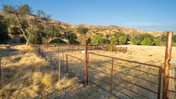 $2,843,450 | 47069 Crump Lane, Coalinga, CA 93210