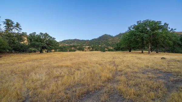 $2,843,450 | 47069 Crump Lane, Coalinga, CA 93210