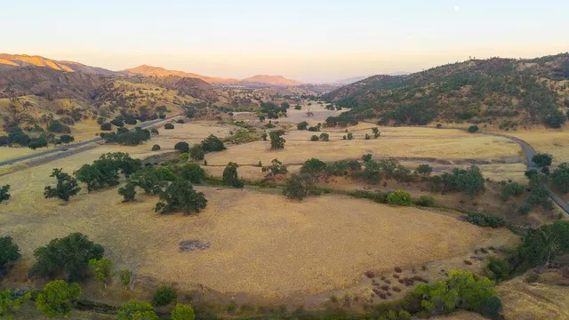 $2,843,450 | 47069 Crump Lane, Coalinga, CA 93210