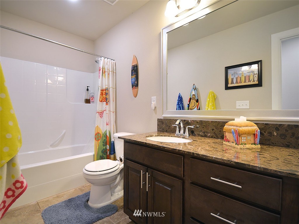 3915 176th Street Southeast Bothell, WA 98012 - Photo 14 of 20