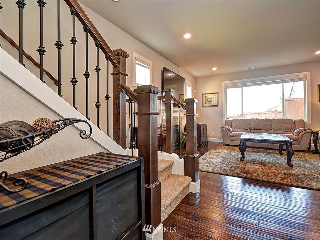 3915 176th Street Southeast Bothell, WA 98012 - Photo 4 of 20