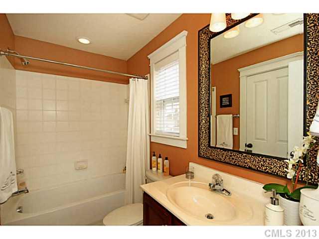 289 Bridges Farm Road, Unit 136 Davidson, NC 28115 - Photo 7 of 10 Gallery Image 7
