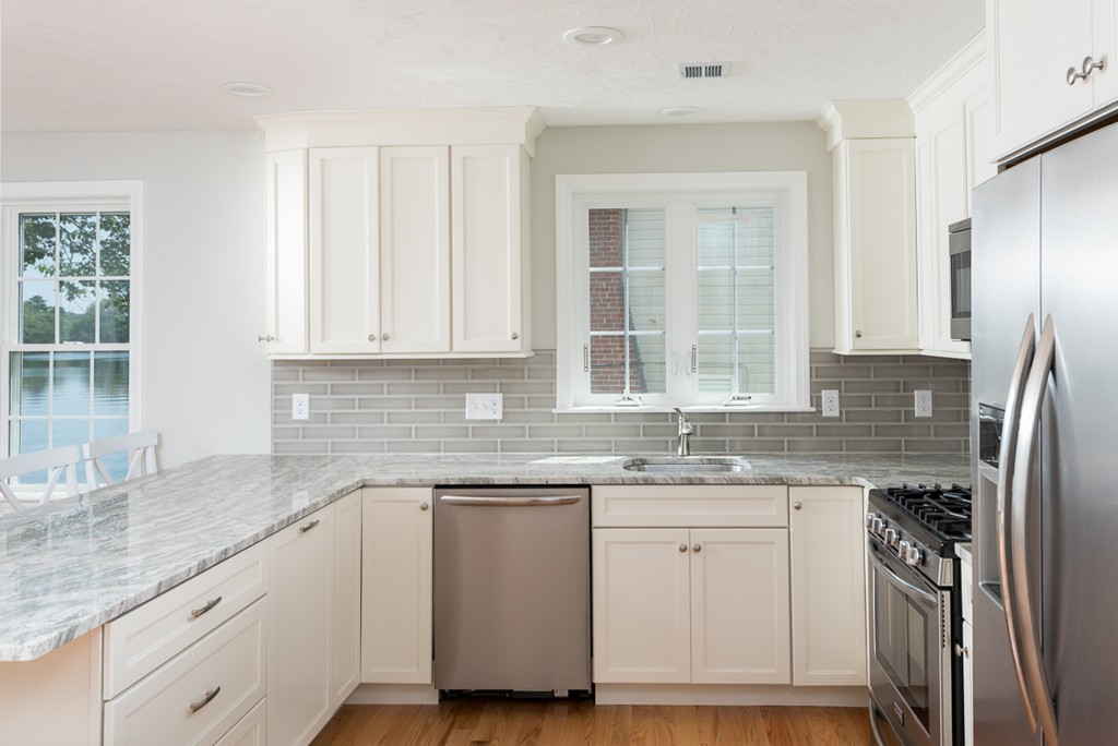 273 Lakeside Road Hanson, MA 02341 - Photo 2 of 30 Gallery Image 2