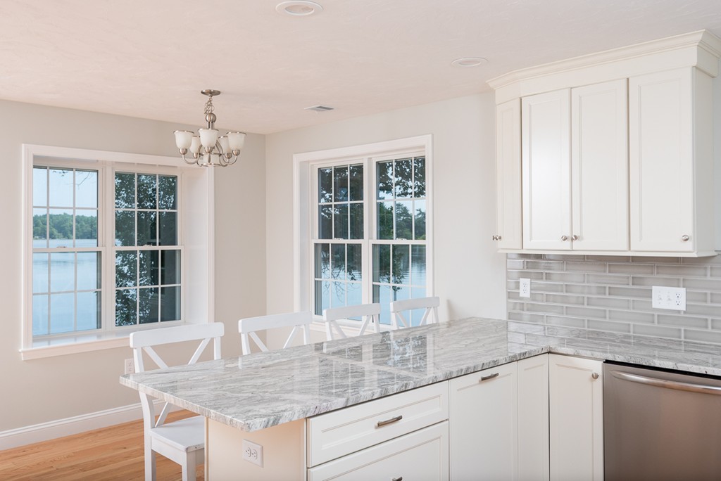 273 Lakeside Road Hanson, MA 02341 - Photo 4 of 30 Gallery Image 4