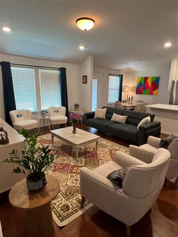 $2,200 | 5309 Pagewood Drive, Denton, TX 76207