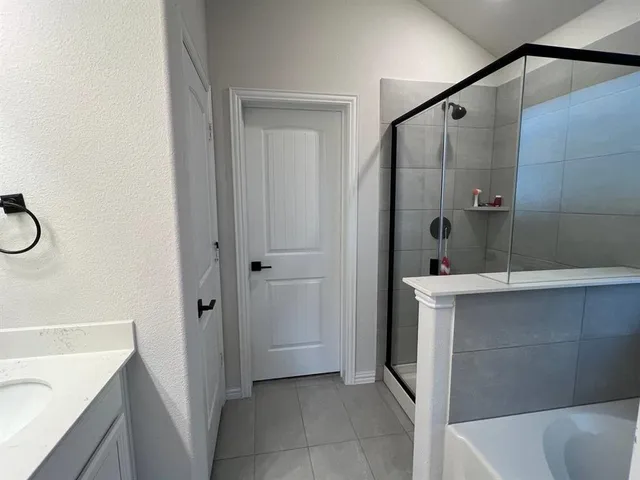 $2,200 | 5309 Pagewood Drive, Denton, TX 76207