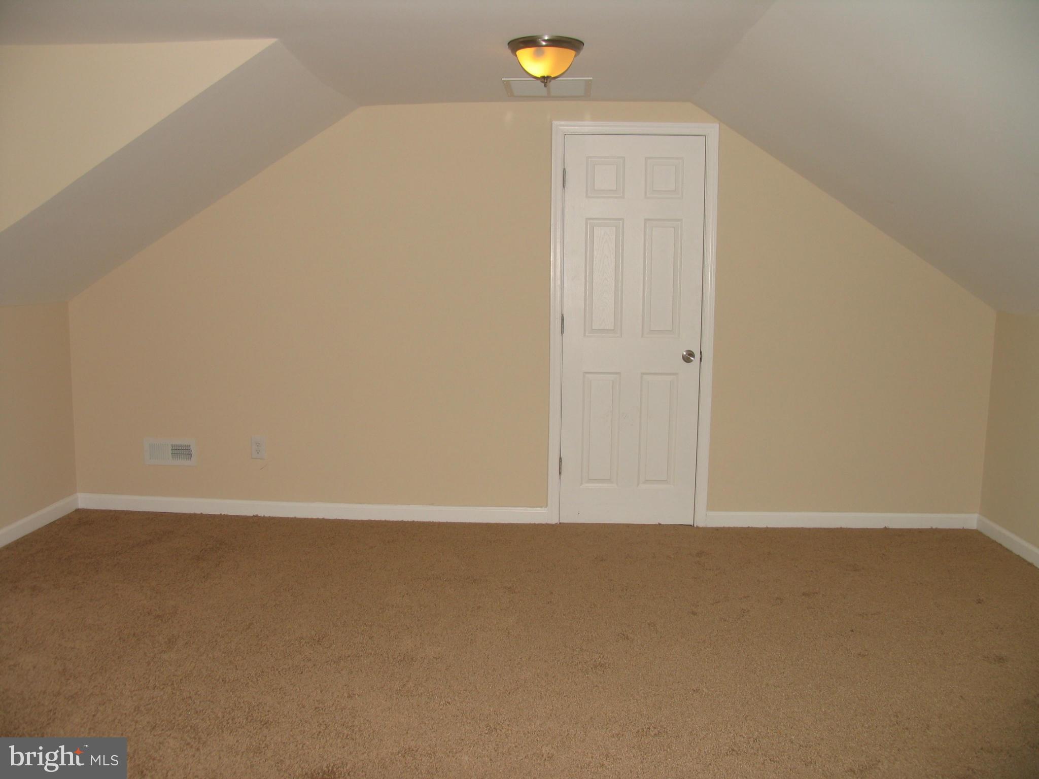 1926 Northbourne Road Baltimore, MD 21239 - Photo 17 of 24 Bedroom