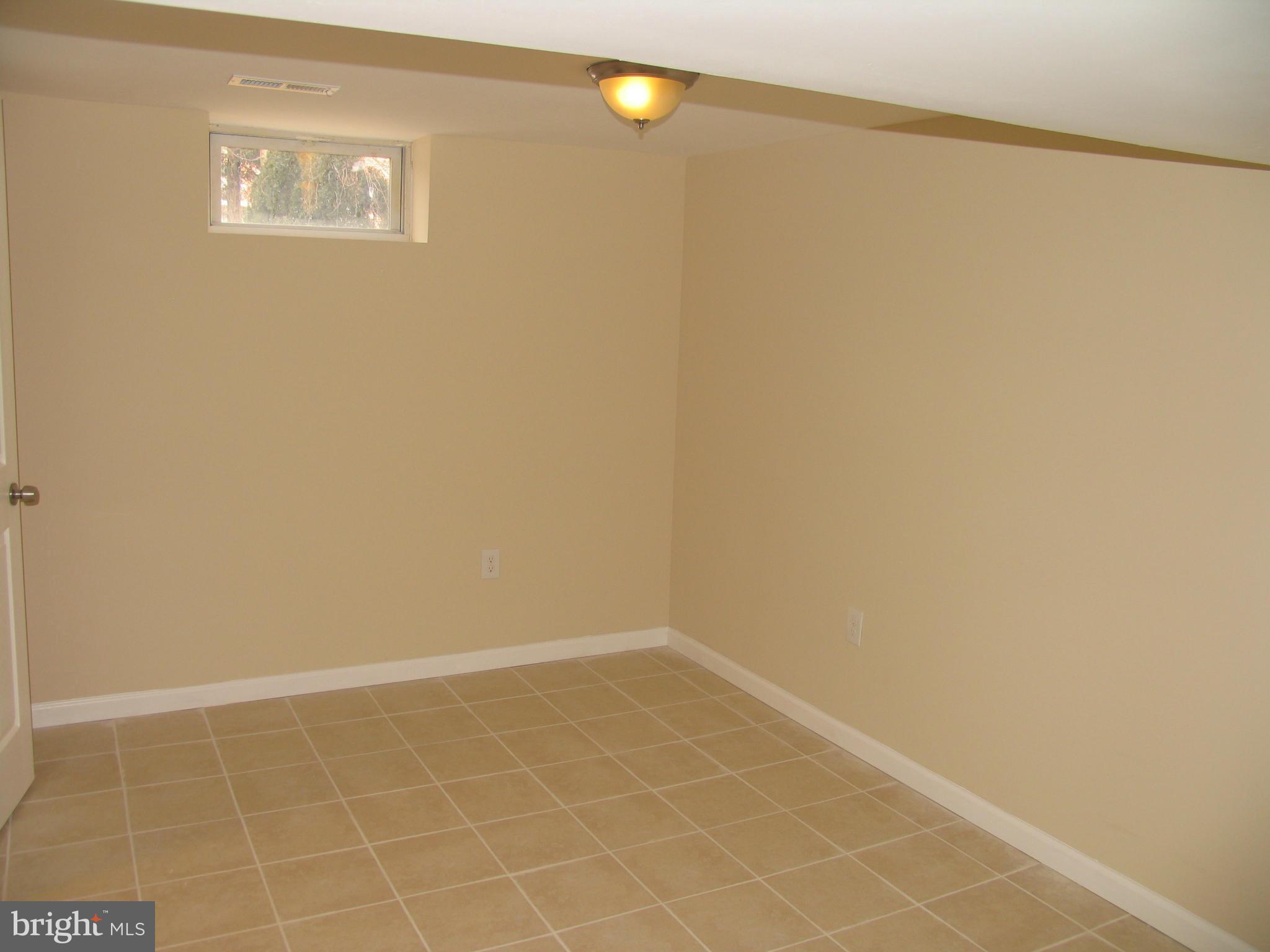 1926 Northbourne Road Baltimore, MD 21239 - Photo 20 of 24 Basement