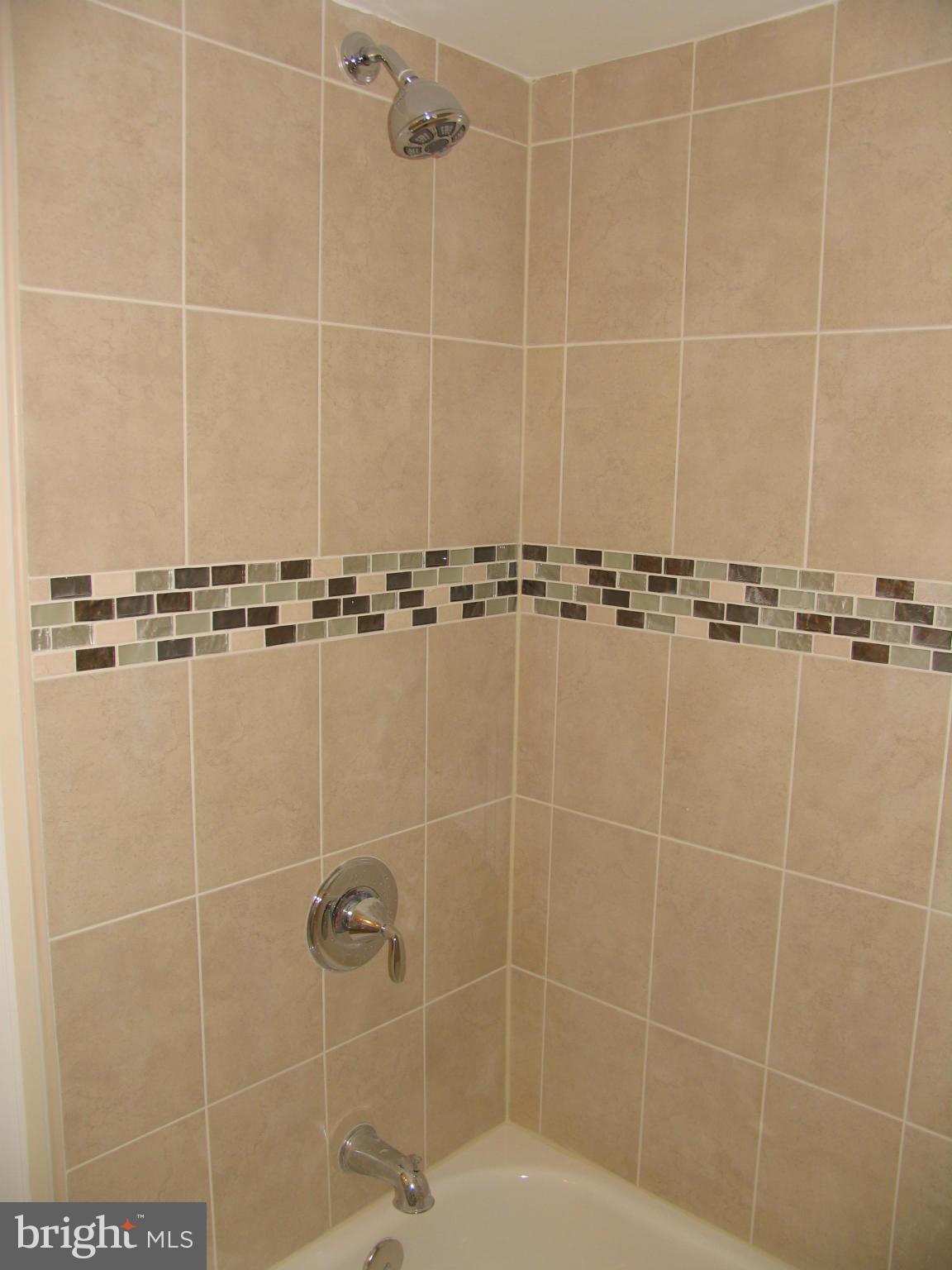 1926 Northbourne Road Baltimore, MD 21239 - Photo 23 of 24 Bath