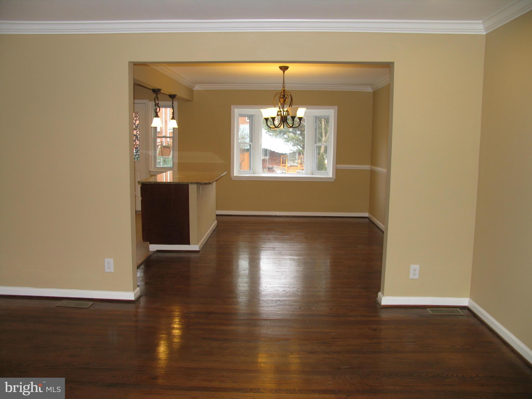 1926 Northbourne Road Baltimore, MD 21239 - Photo 7 of 24 Living Room