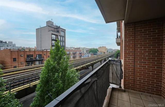 $605,000 | 31-35 31st Street | Astoria