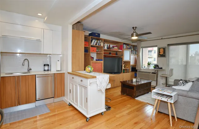 $605,000 | 31-35 31st Street | Astoria